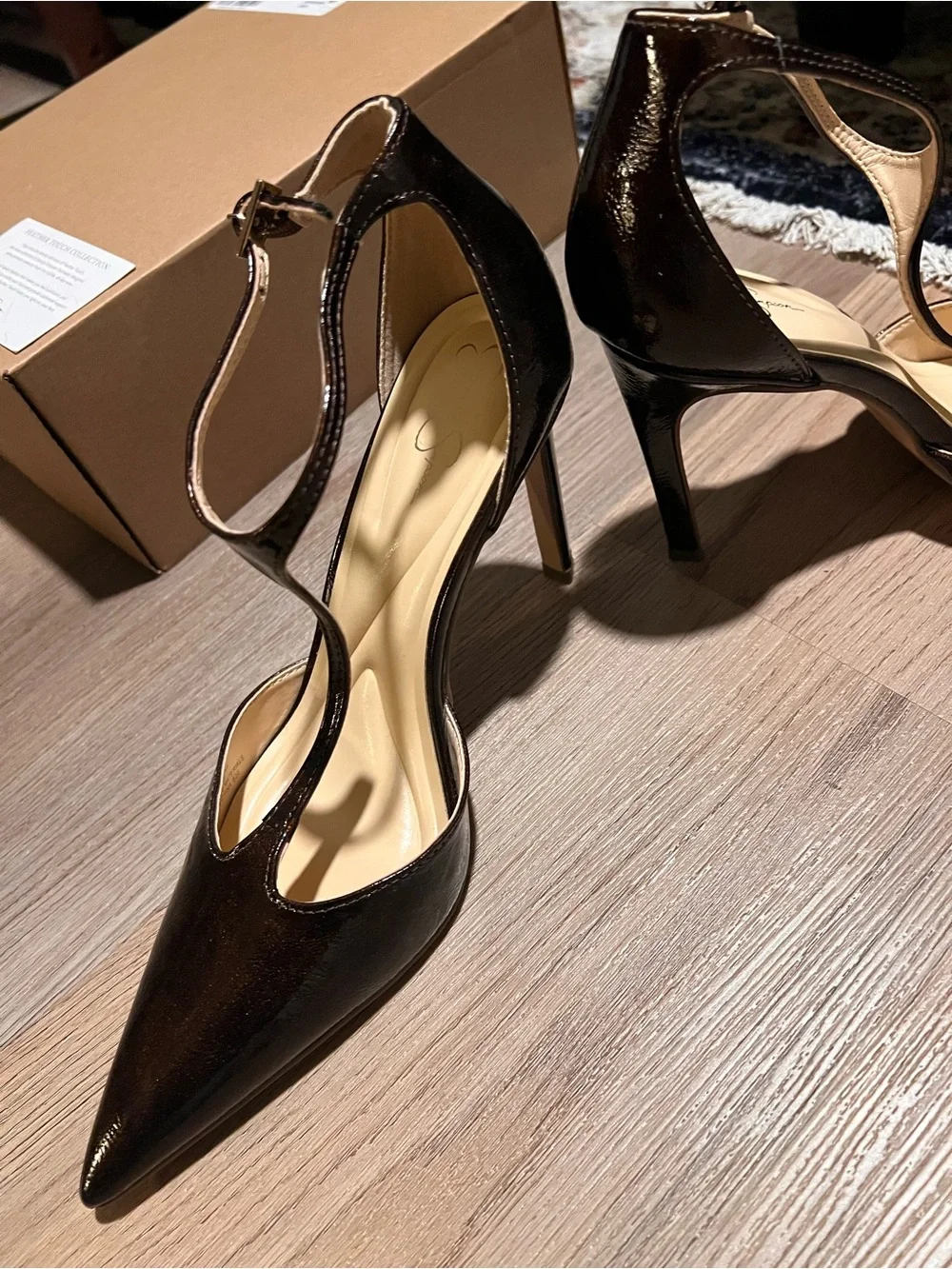 NWT - Jessica Simpson - Willna Pump in Chocolate Bronze